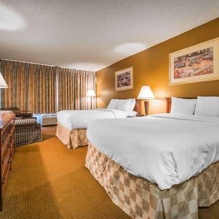 Clarion Inn And Events Center Pueblo North Eksteriør billede