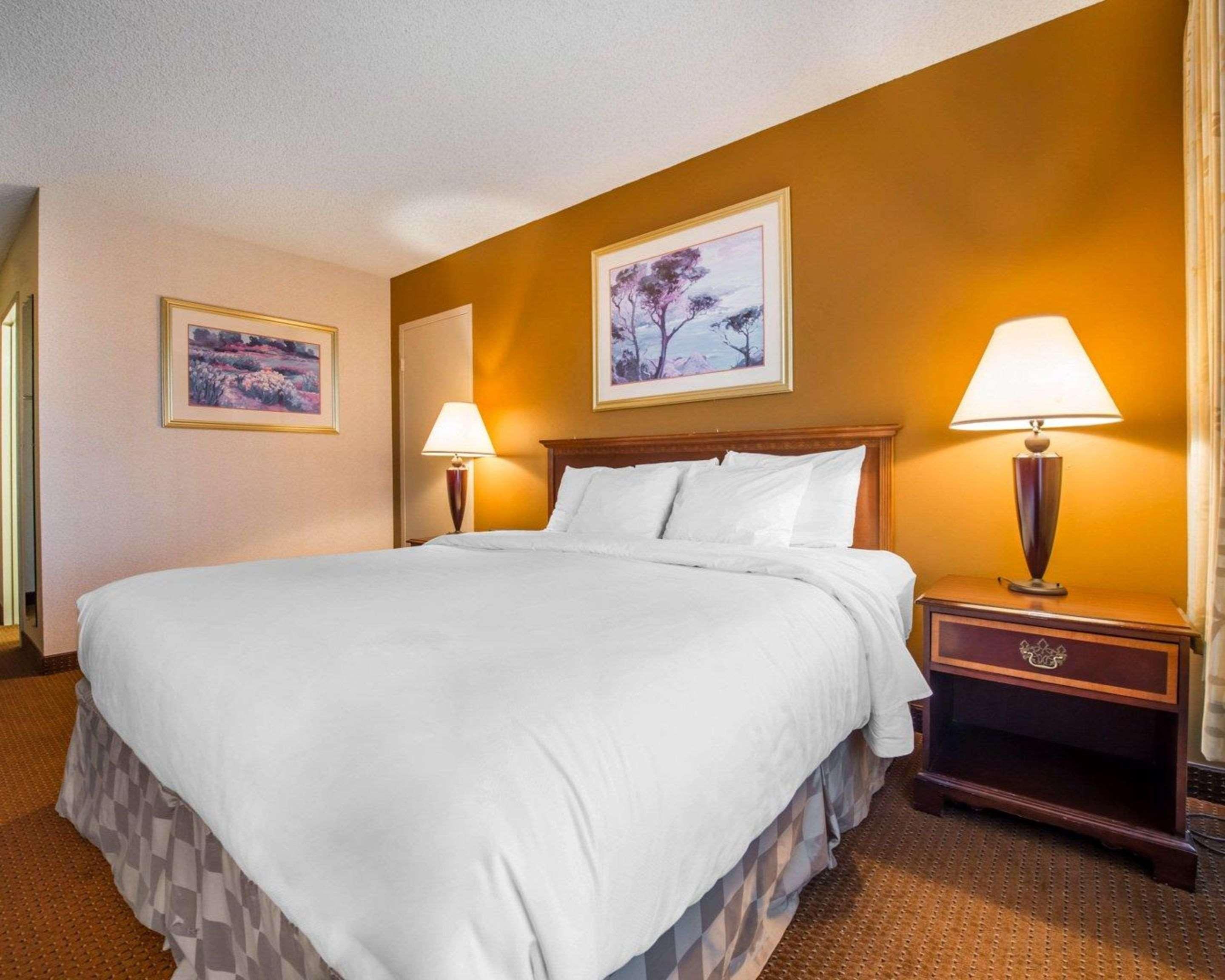 Clarion Inn And Events Center Pueblo North Eksteriør billede