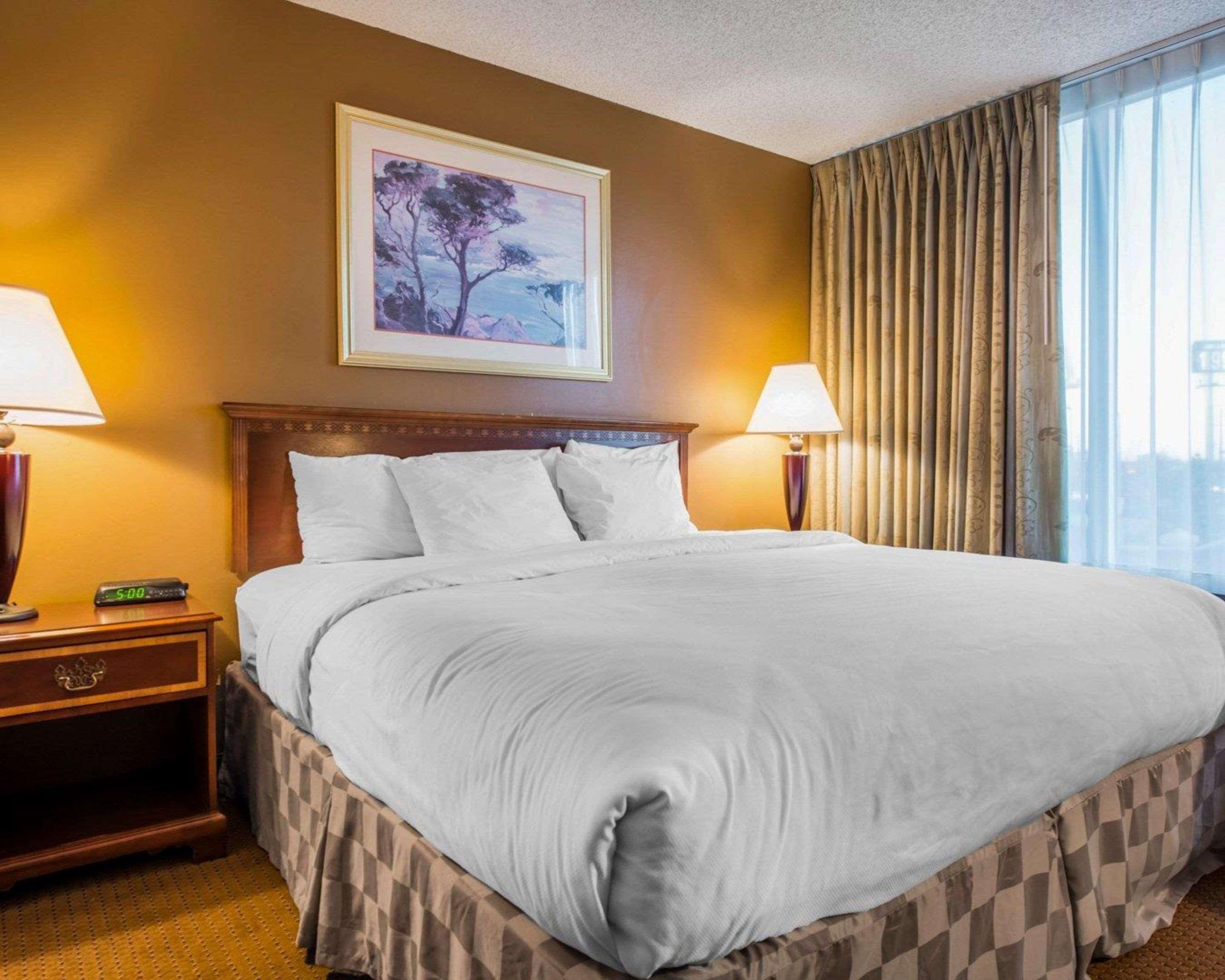 Clarion Inn And Events Center Pueblo North Eksteriør billede