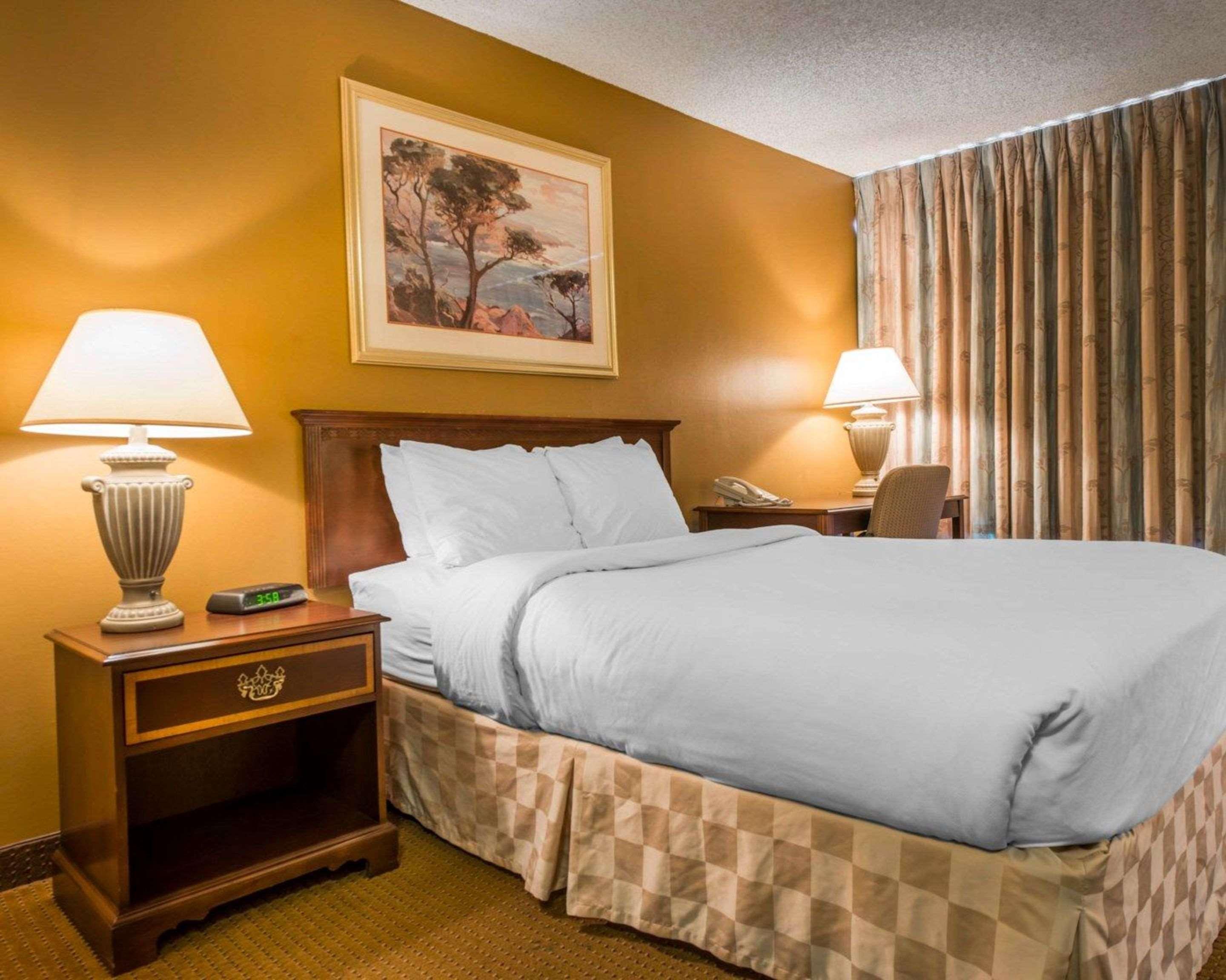 Clarion Inn And Events Center Pueblo North Eksteriør billede