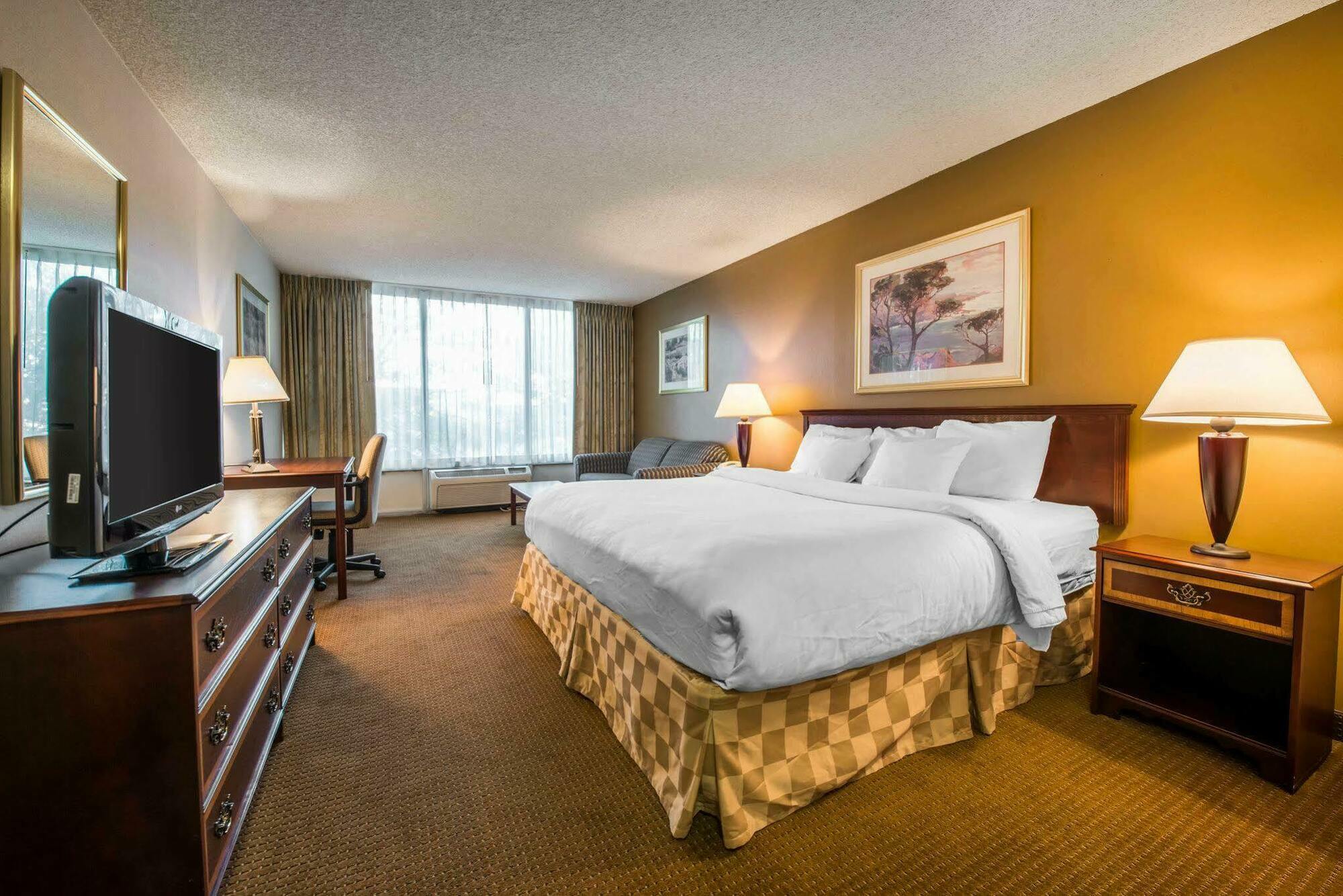 Clarion Inn And Events Center Pueblo North Eksteriør billede